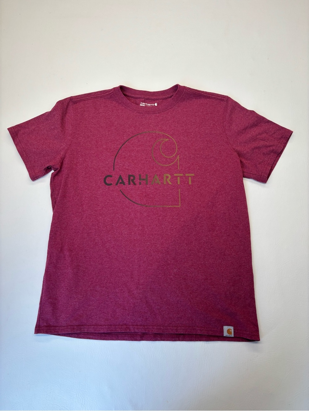Carhartt burgundy t-shirt with gold logo Size Woman’s L 12-14
